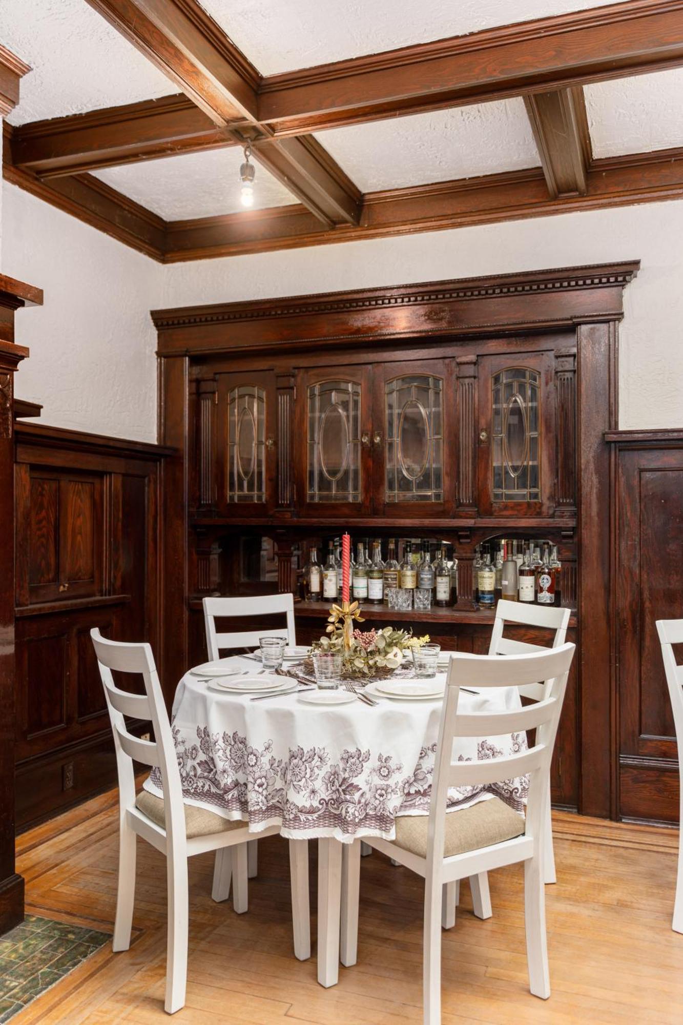 The Hunter House Bed And Breakfast Βανκούβερ Εξωτερικό φωτογραφία