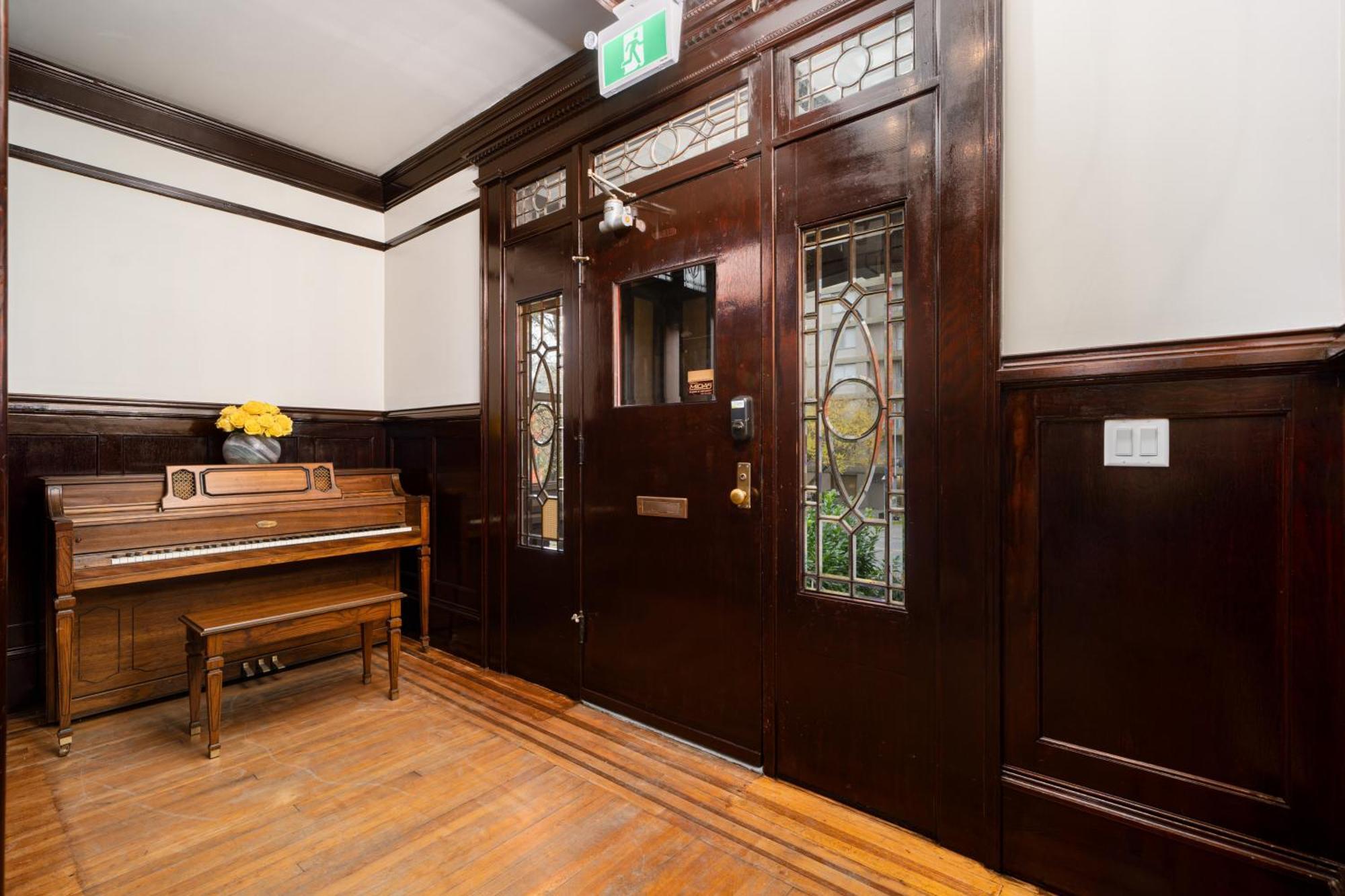 The Hunter House Bed And Breakfast Βανκούβερ Εξωτερικό φωτογραφία