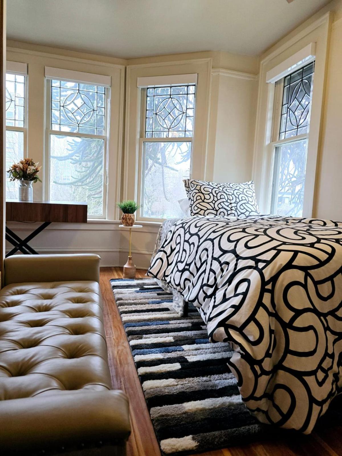The Hunter House Bed And Breakfast Βανκούβερ Δωμάτιο φωτογραφία